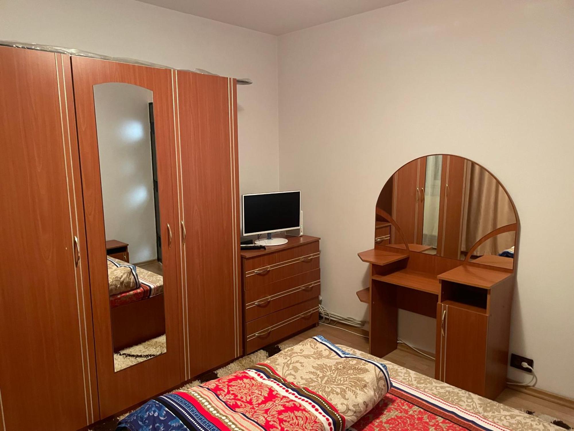 Apartament Petroşani Eksteriør bilde